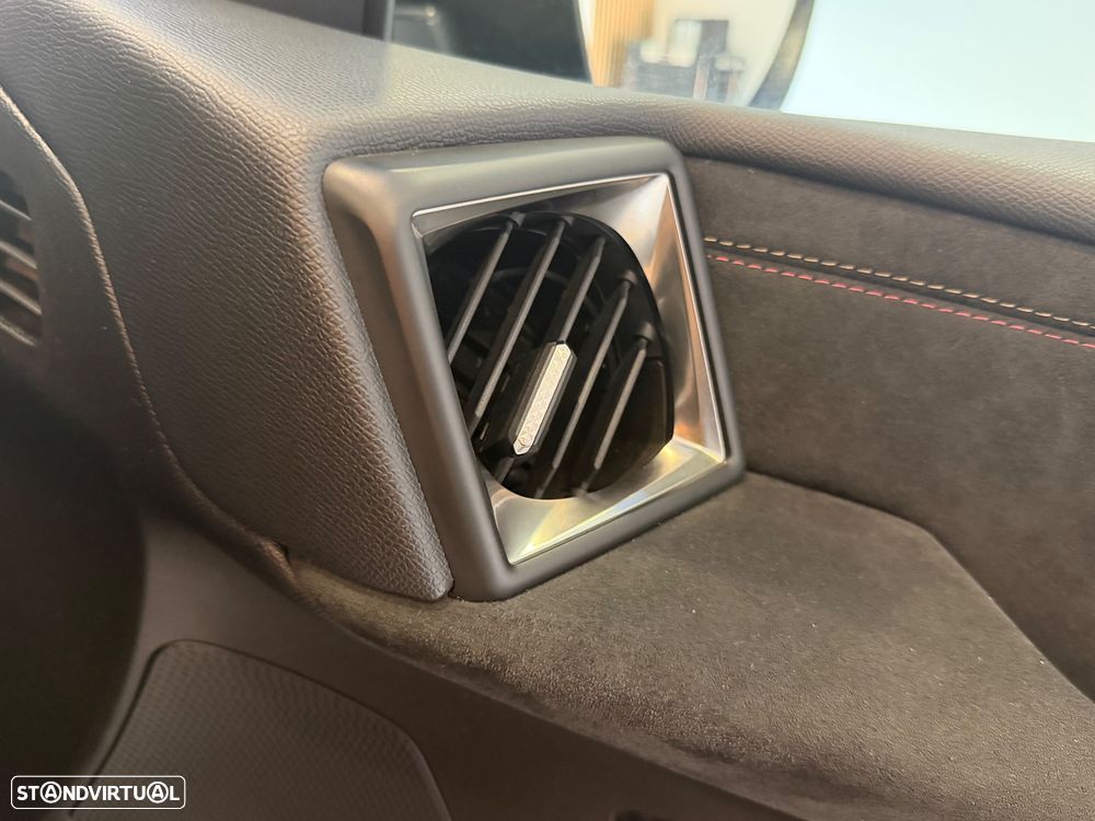 DS DS3 Crossback E-Tense Performance Line - 16