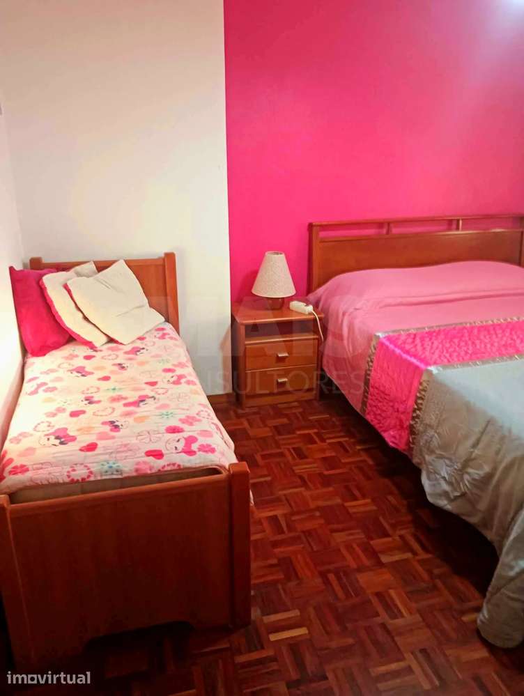 Moradia T3 Duplex com Jardim e Churrasqueira em Porto Covo - Grande imagem: 5/14