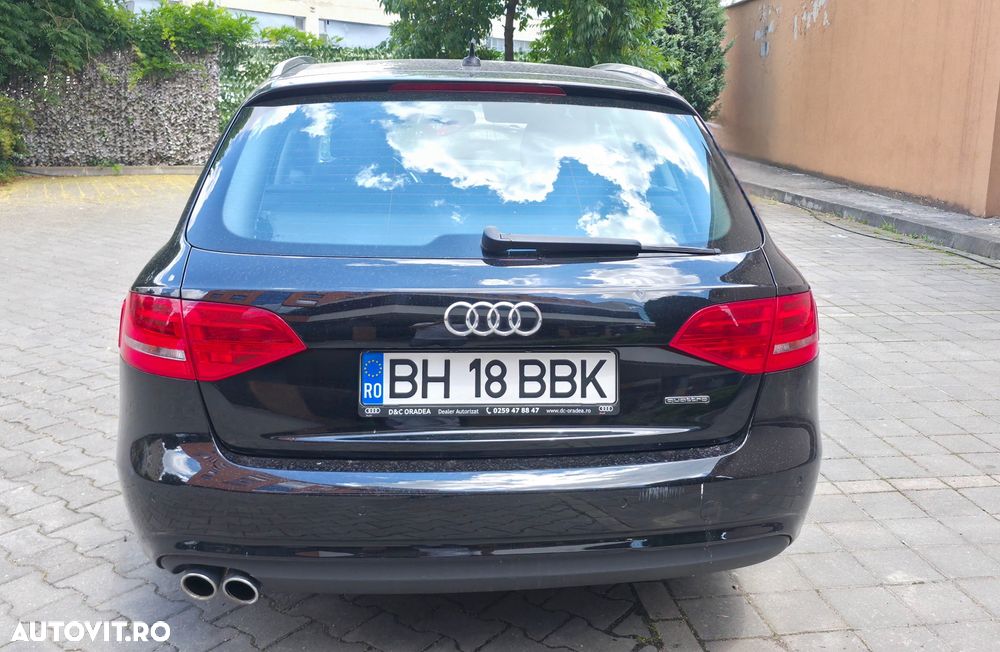 Audi A4 Avant 2.0 TDI quattro Stronic - 4