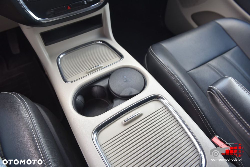 Lancia Voyager - 37