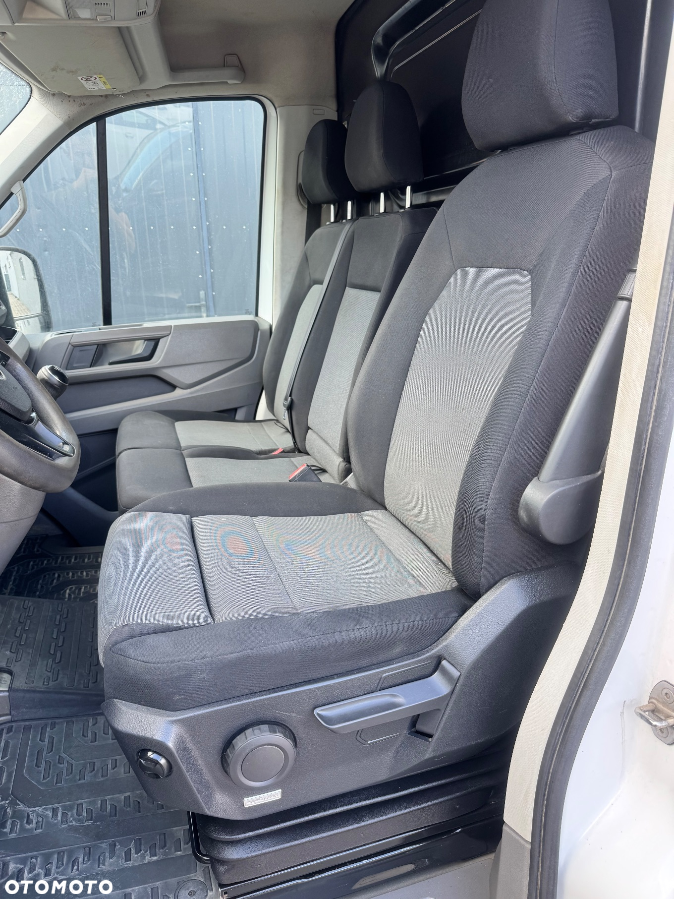 Volkswagen Crafter - 11