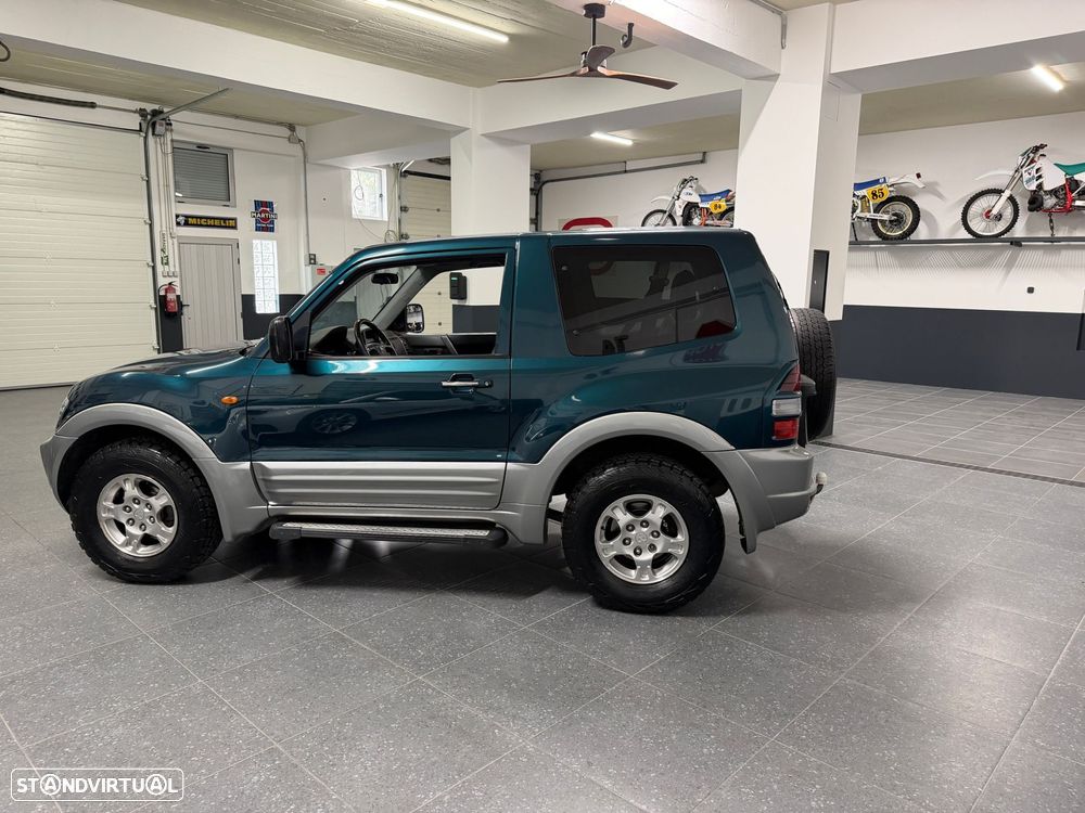 Mitsubishi Pajero 3.2 DI-D GLS ABS+CA - 23