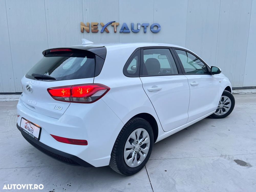 Hyundai i30 1.5 110CP 5DR M/T Comfort - 4