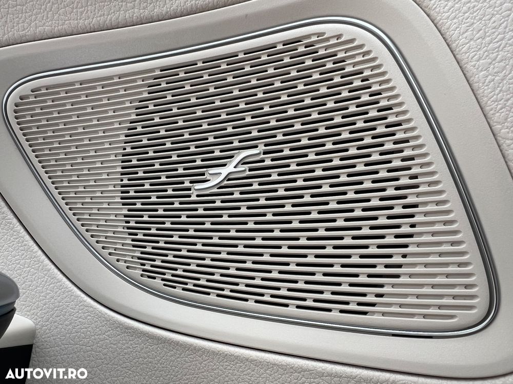 Mercedes-Benz C 300 d MHEV 4MATIC - 21