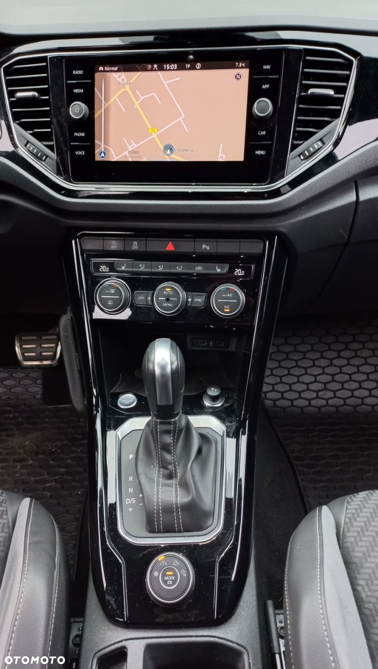 Volkswagen T-Roc - 12