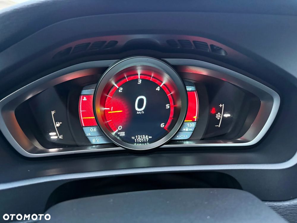 Volvo V40 D2 You - 27