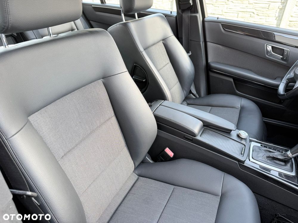 Mercedes-Benz Klasa E 220 CDI BlueEff Avantgarde - 19