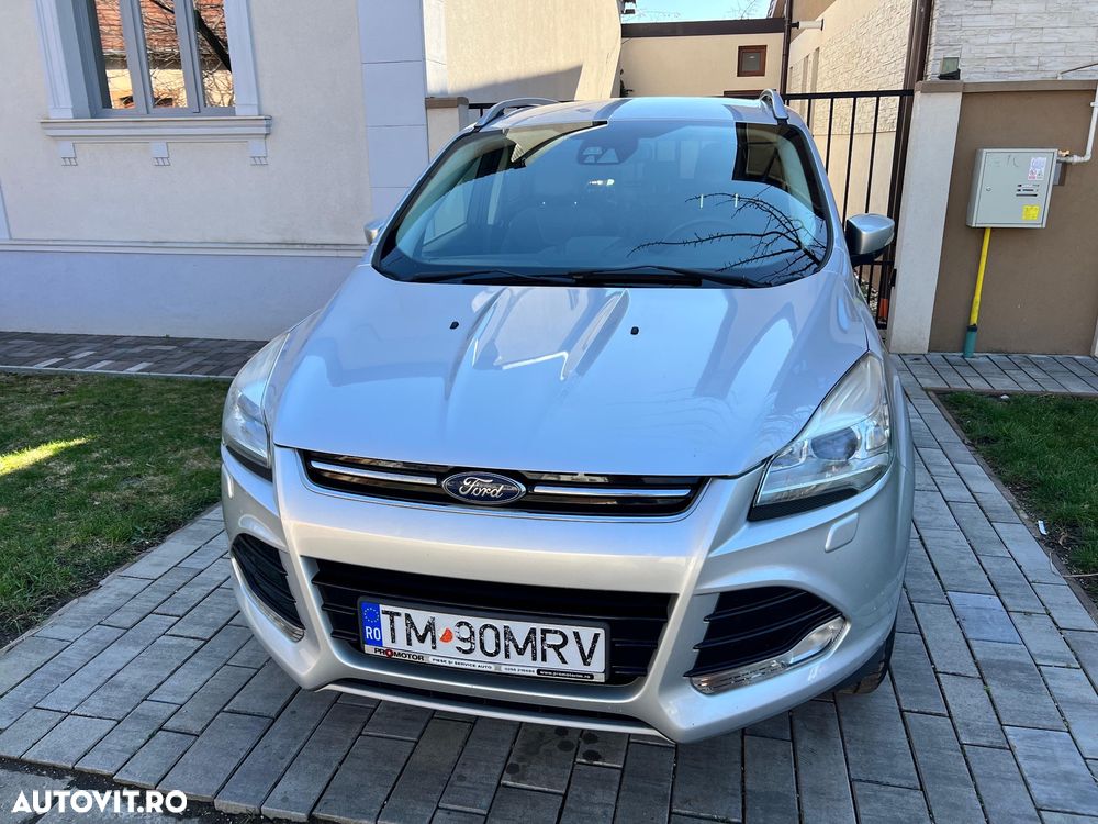 Ford Kuga 2.0 TDCi 4WD Powershift Titanium - 4