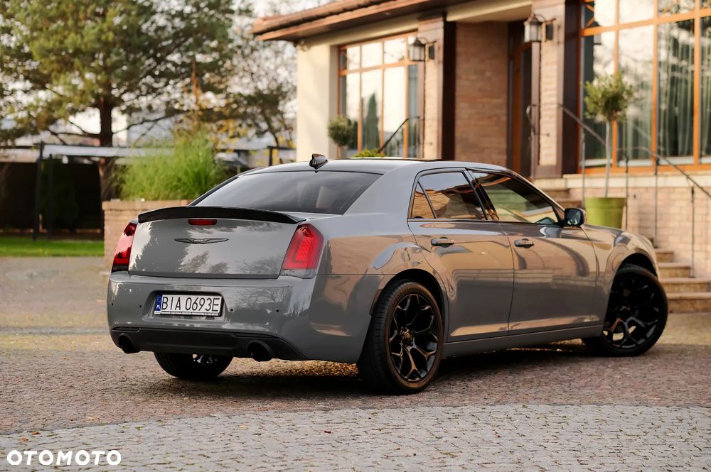 Chrysler 300s - 6