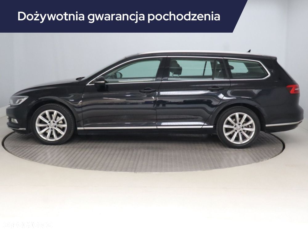 Volkswagen Passat Variant - 4