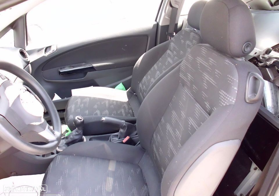 Peças Opel Corsa D (S07) 2006 a 2012 - 37