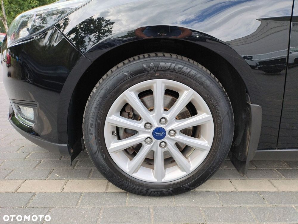 Ford Focus 1.5 EcoBoost Titanium ASS - 10