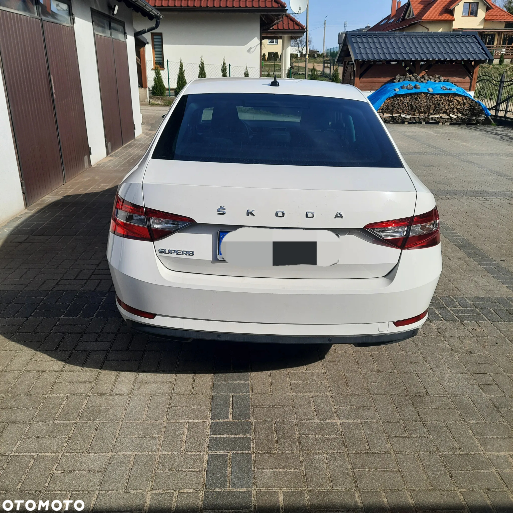 Skoda Superb 2.0 TDI DSG Active - 10