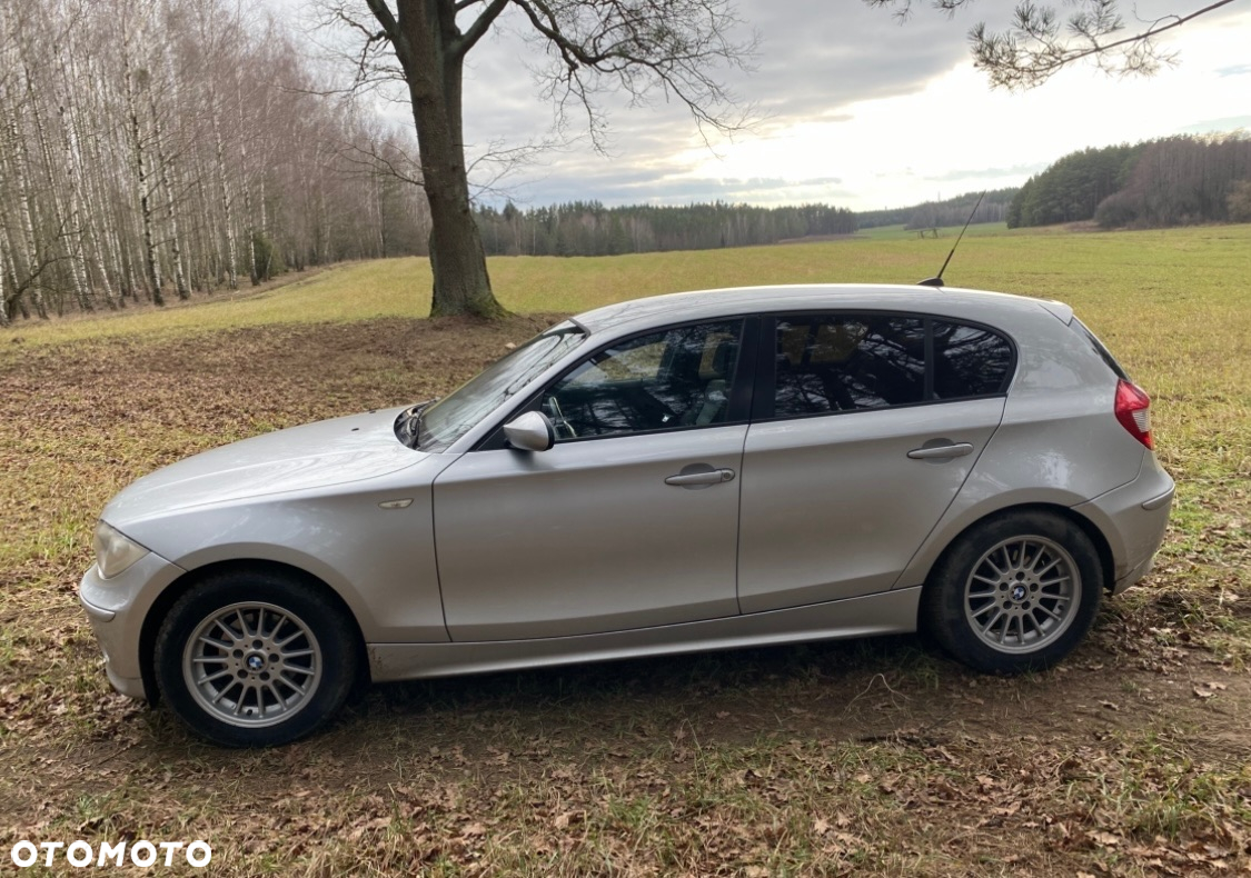 BMW Seria 1 118i - 3