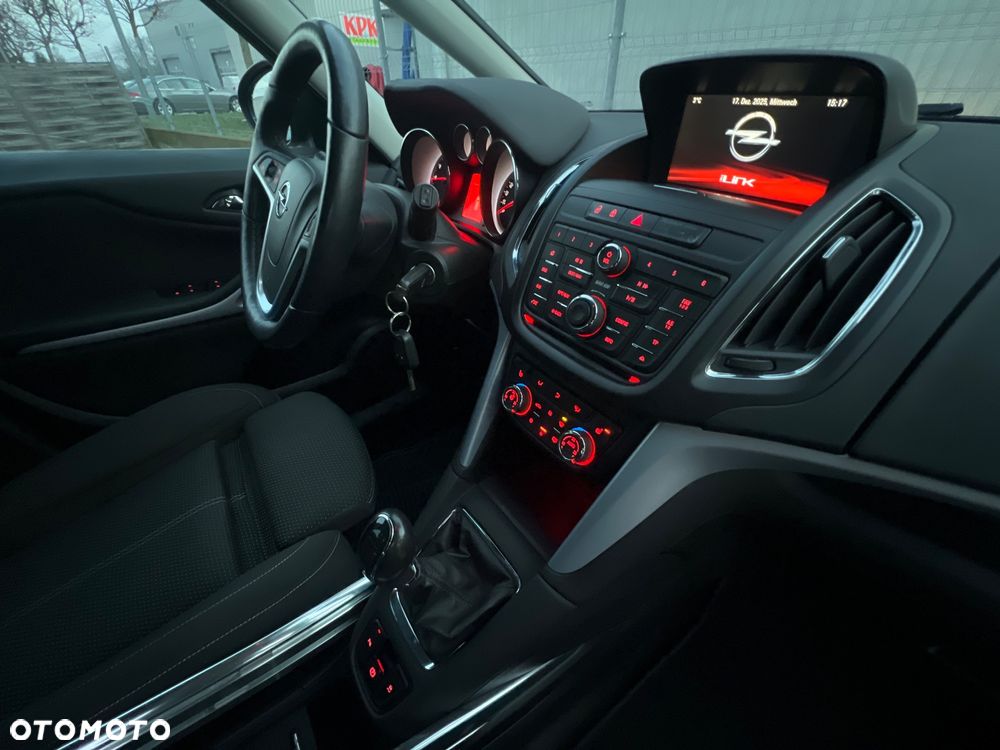 Opel Zafira 1.4 Turbo Active - 27