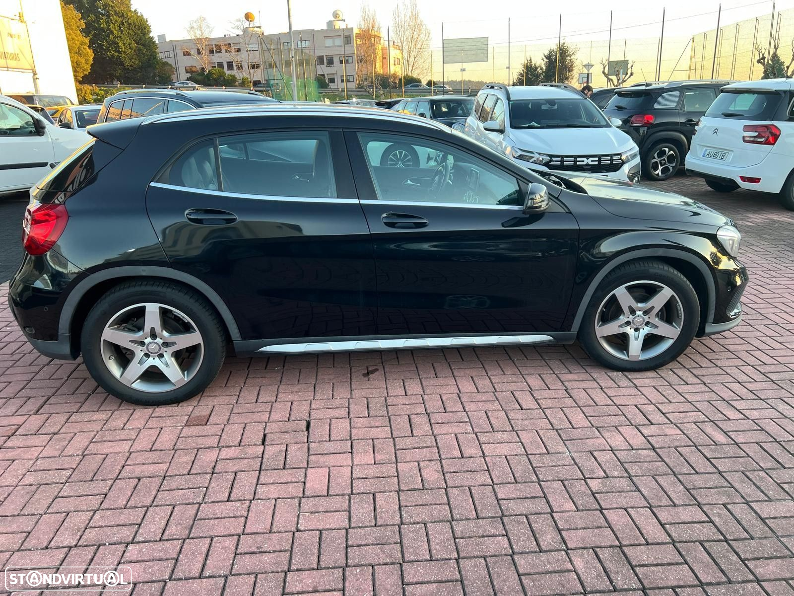 Mercedes-Benz GLA 180 CDi AMG Line - 6