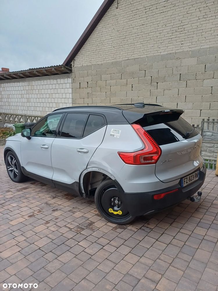 Volvo XC 40 - 5