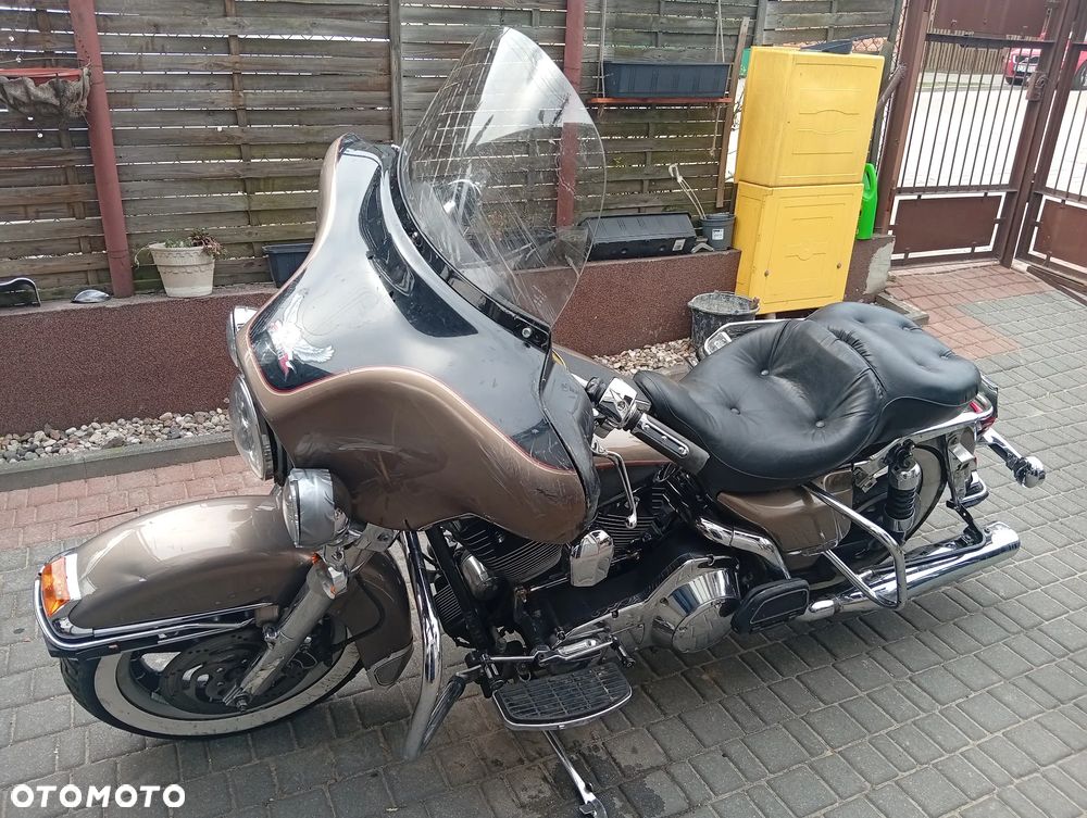 Harley-Davidson FLH Electra Glide - 10