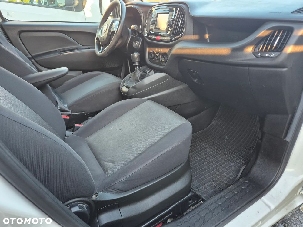 Fiat Doblo - 12