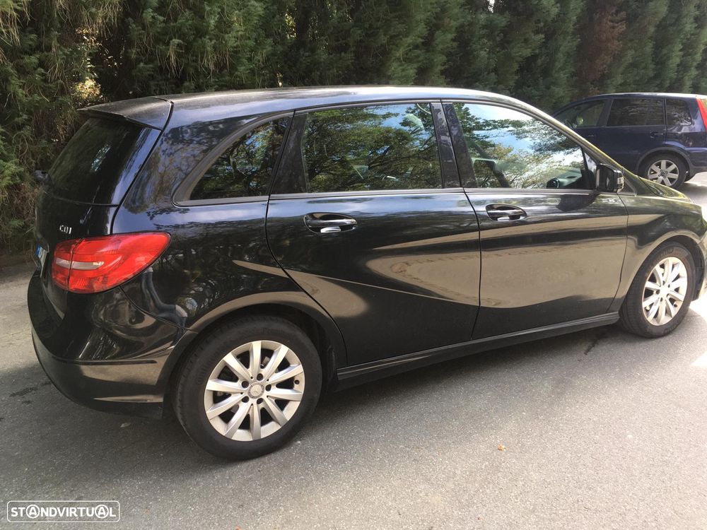 Mercedes-Benz B 180 CDI BlueEFFICIENCY - 4