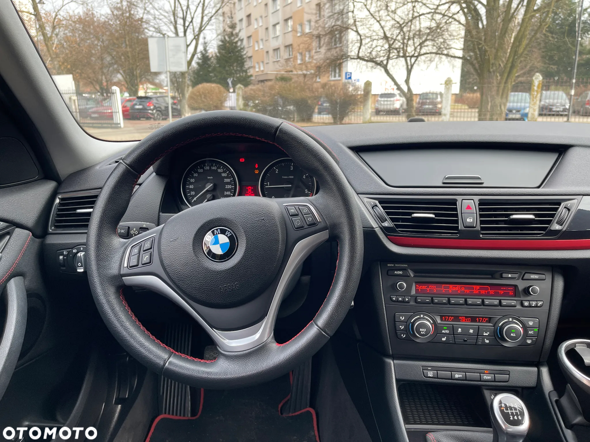 BMW X1 sDrive16d Sport Line - 7
