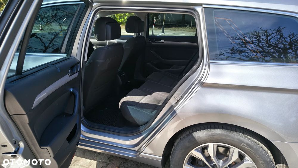Volkswagen Passat 1.5 TSI EVO Business DSG - 22