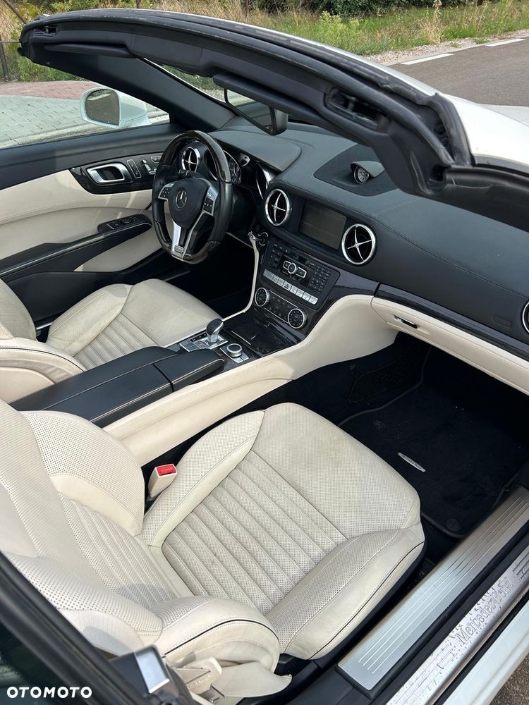 Mercedes-Benz SL 500 7G-TRONIC - 13