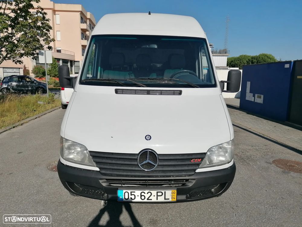 Mercedes-Benz Sprinter - 3