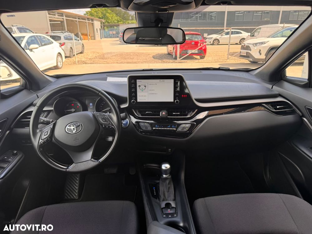 Toyota C-HR 1.8 HSD 122 CP 4x2 CVT Core - 12