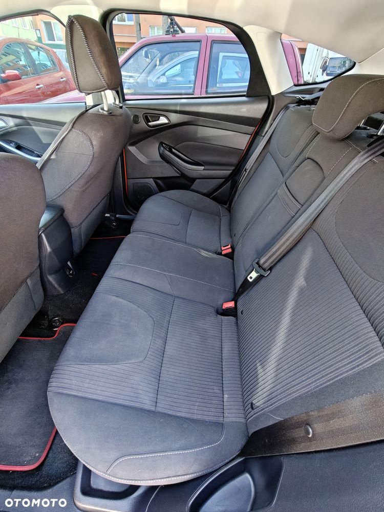 Ford Focus 1.0 EcoBoost Titanium - 9