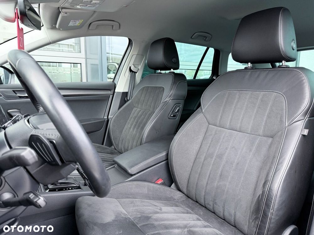 Skoda Superb 2.0 TDI SCR Style DSG - 25