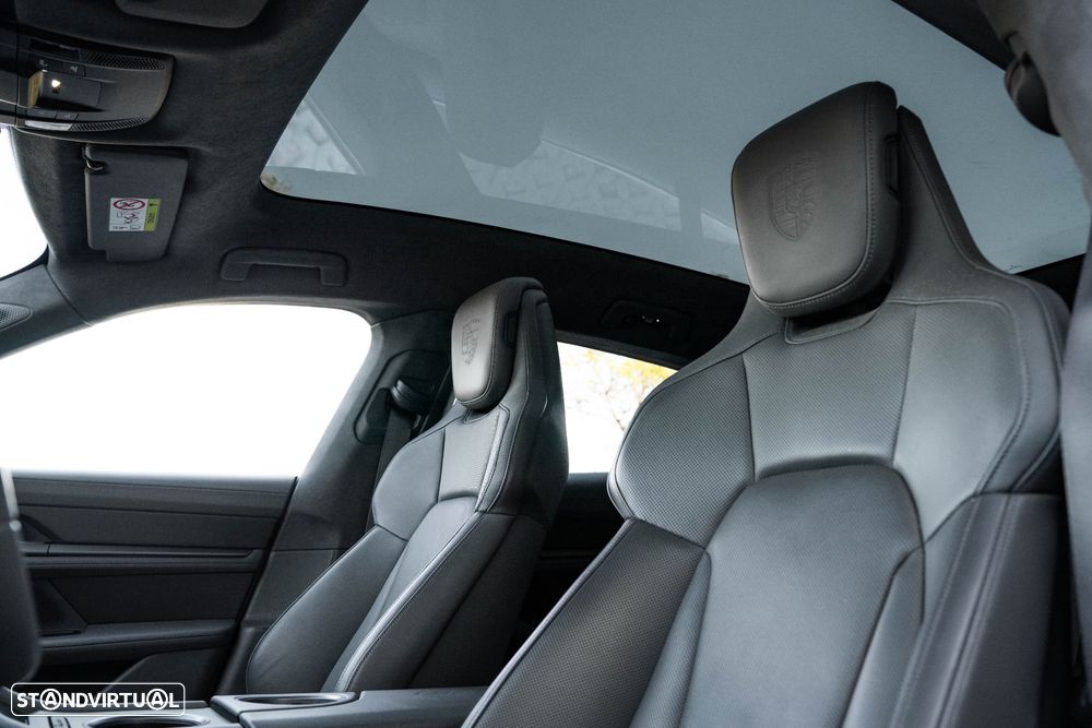 Porsche Taycan Sport Turismo Turbo S - 46
