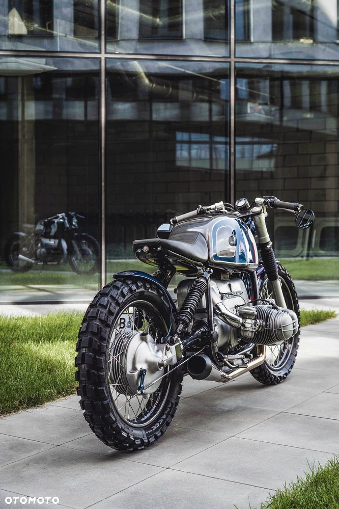 BMW R - 8