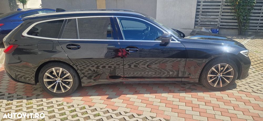 BMW Seria 3 318d AT MHEV - 8