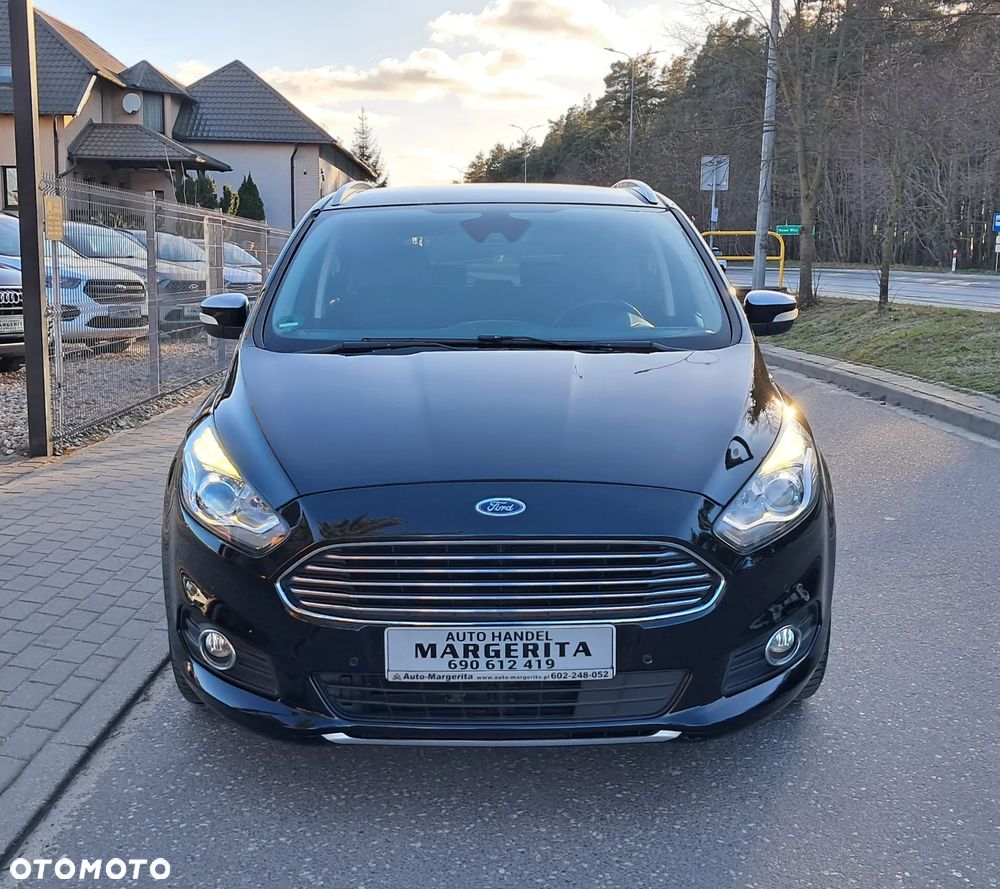 Ford S-Max - 34