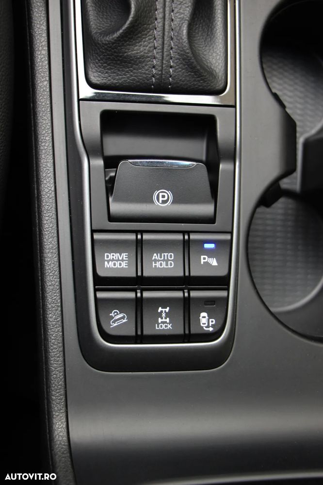 Hyundai Tucson 2.0 CRDI 4WD 6AT Premium+ - 10