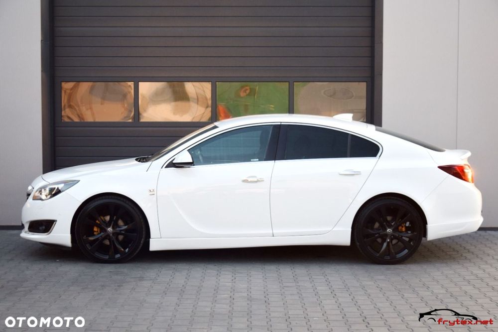 Opel Insignia - 8