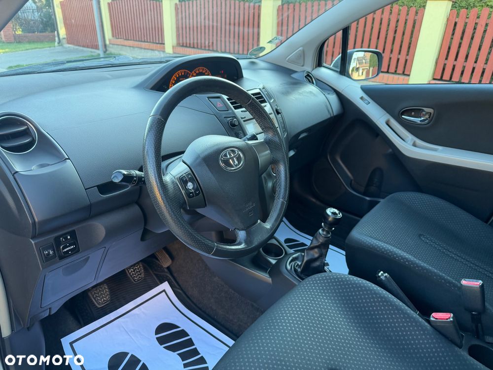 Toyota Yaris 1.33 Luna Start - 31