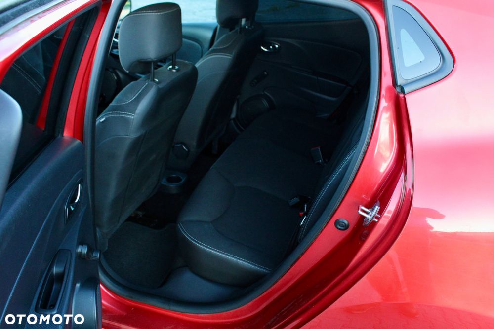 Renault Clio 1.2 16V 75 Start - 15