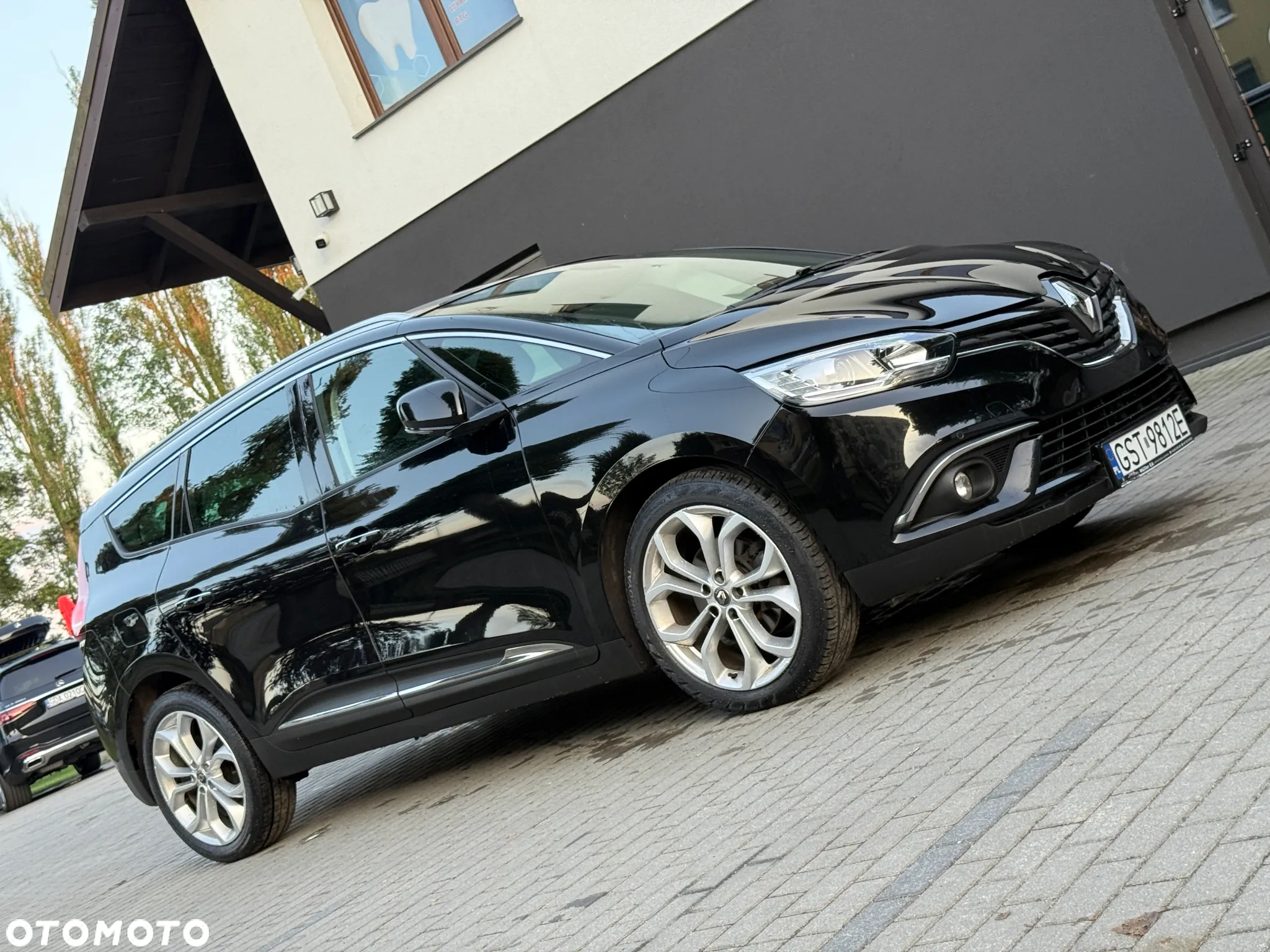 Renault Grand Scenic BLUE dCi 120 EDC BUSINESS EDITION - 6