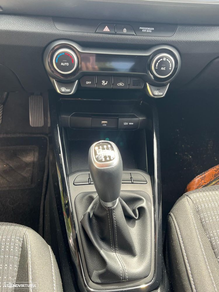 Kia Stonic 1.0 T-GDI Drive - 17