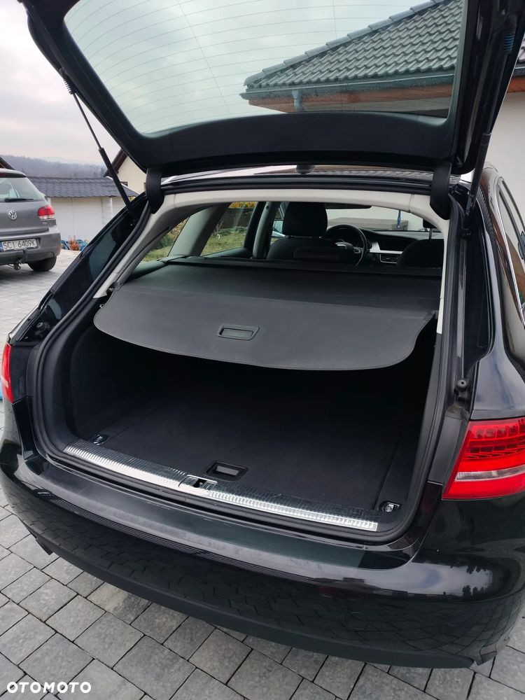 Audi A4 Avant 2.0 TDI DPF Ambiente - 13