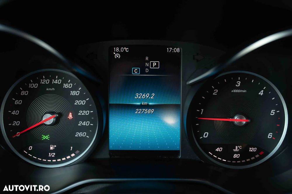 Mercedes-Benz GLC 200 d 4MATIC - 25