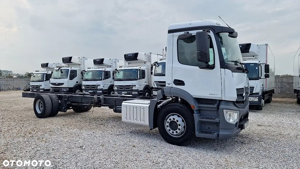 Mercedes-Benz Atego 1221 chłodnia 6.60, klima, poduszki - 4