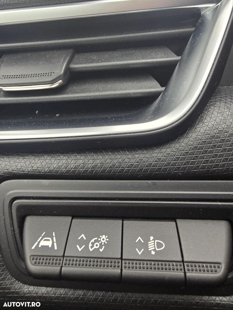 Renault Clio V E-Tech 145 Techno - 14