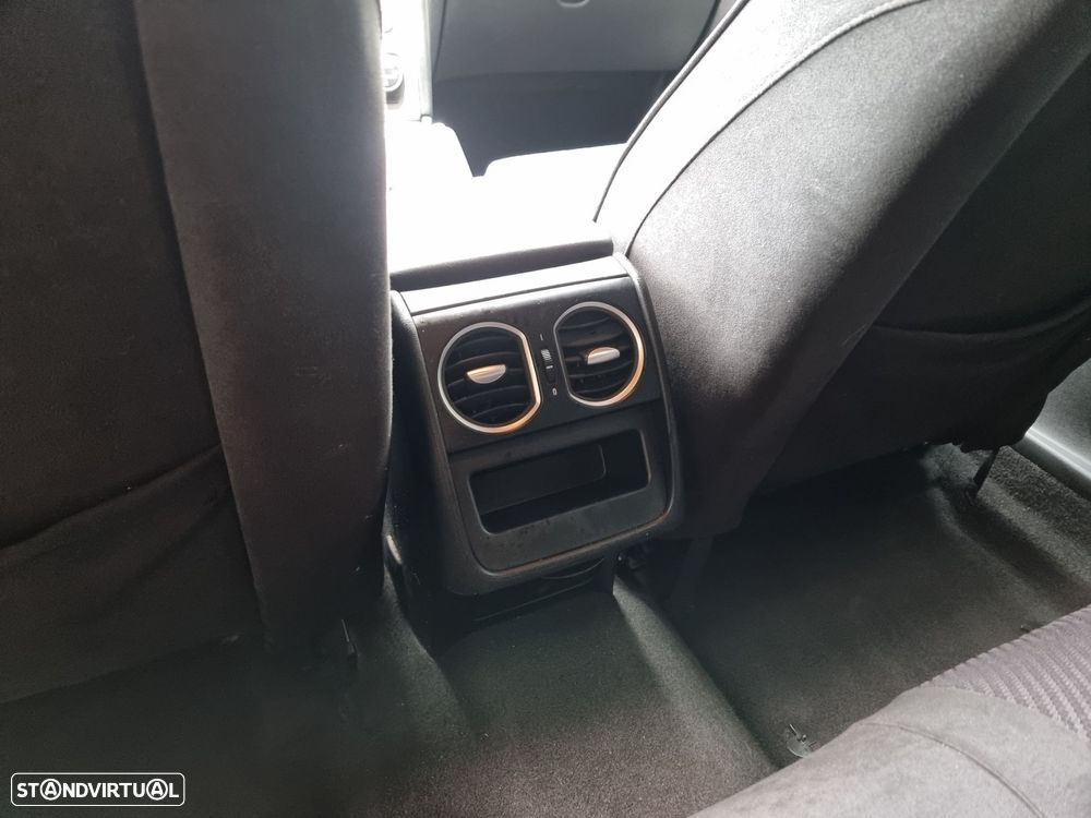 Alfa Romeo 159 Sportwagon 1.9 JTDm 16V Sportiva+ - 20