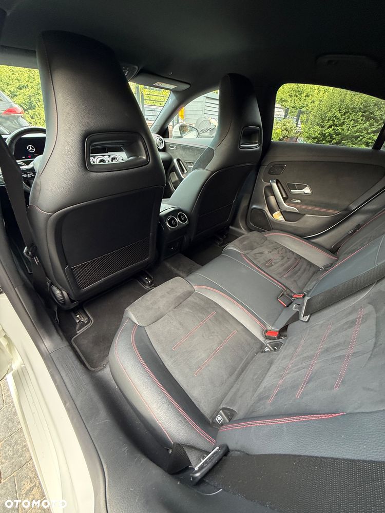 Mercedes-Benz CLA 200 AMG Line 7G-DCT - 22
