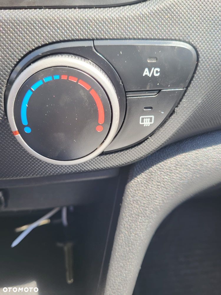 Hyundai i10 1.0 BlueDrive Access - 6