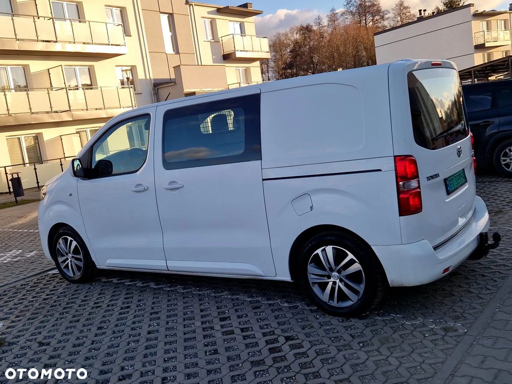 Toyota Proacy - 8