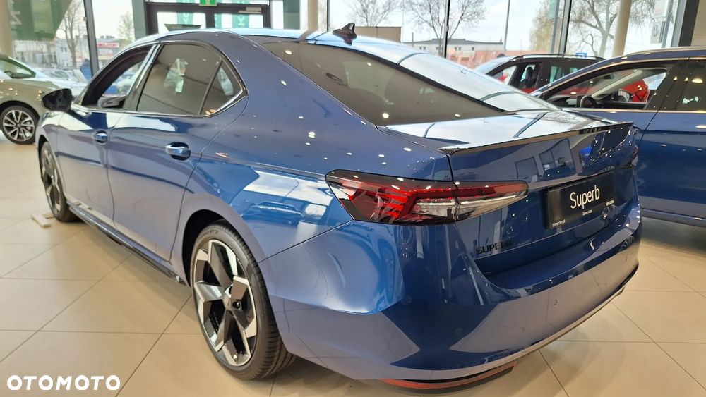 Skoda Superb 2.0 TSI Sportline DSG - 4
